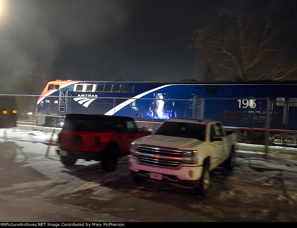 Northbound Amtrak 58